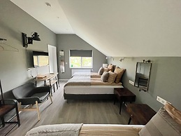 Lindarholl Guesthouse