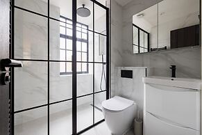 The Fulham Broadway Apartment