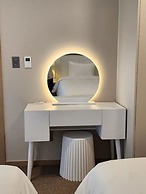 ELBON the Stay X BONA Travel