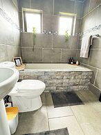 Luxury Apartment St Lucia 43 On the Bridge