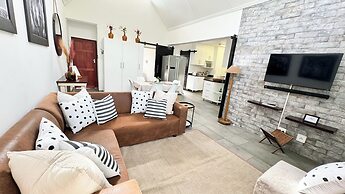 Luxury Apartment St Lucia 43 On the Bridge