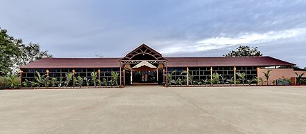 Soil to Soul Resort - Statue of Unity