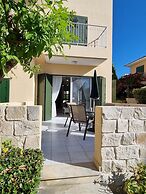 Cyprus, 2 Beds Ensuite, Pool, Patios, Wifi, Parkin