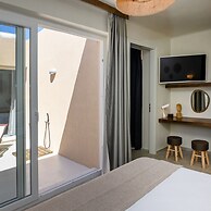 The Hydor Element Of Gaea