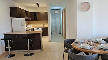 Spacious 2-bed Apartment in Sotira With Pool