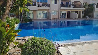 Spacious 2-bed Apartment in Sotira With Pool