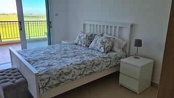 Spacious 2-bed Apartment in Sotira With Pool