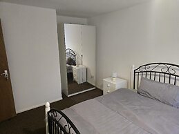 Chathamhouse/sleeps7/tv/wifi/freep