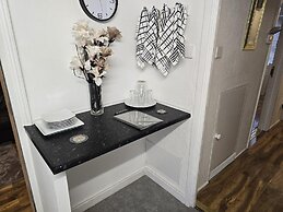 Chathamhouse/sleeps7/tv/wifi/freep