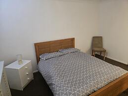 Chathamhouse/sleeps7/tv/wifi/freep