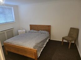 Chathamhouse/sleeps7/tv/wifi/freep