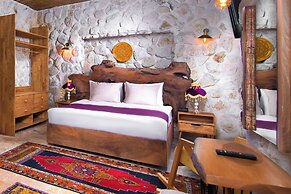 Cappadocia Çavuşin Stone House