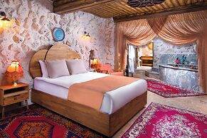 Cappadocia Çavuşin Stone House
