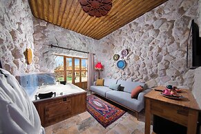 Cappadocia Çavuşin Stone House