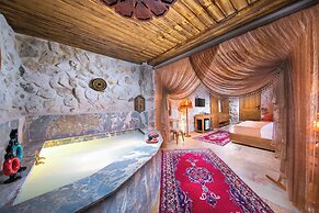 Cappadocia Çavuşin Stone House
