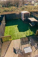 Remarkable 4-bed House in Cardiff