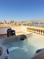 Yolanda Boutique Hotel