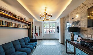 Yolanda Boutique Hotel