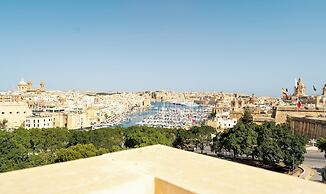 Yolanda Boutique Hotel