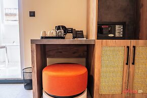 Stuart Rooms by Zzzing