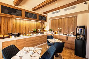 El Doris Boutique Living