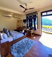 Shalom Backpackers Rishikesh