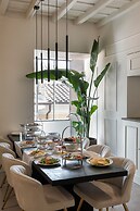 Palazzo Goldoni Condotti Collection