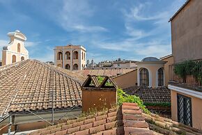 Palazzo Goldoni Condotti Collection