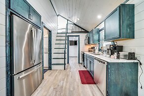 Broken Bow Cabin w/ Hot Tub, Fire Pit & Creek View