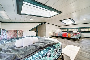 Broken Bow Cabin w/ Hot Tub, Fire Pit & Creek View