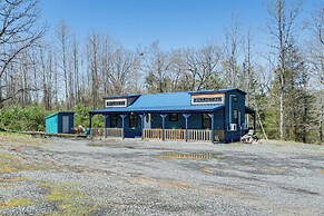 Broken Bow Cabin w/ Hot Tub, Fire Pit & Creek View
