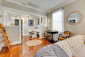 Lovely Mobile Home w/ Smart TV: 2 Mi to Downtown!