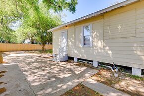 Lovely Mobile Home w/ Smart TV: 2 Mi to Downtown!
