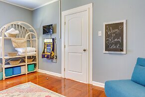 Lovely Mobile Home w/ Smart TV: 2 Mi to Downtown!