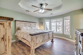 2 Mi to Grand Lake: Grove Home w/ Fenced-in Yard