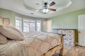 2 Mi to Grand Lake: Grove Home w/ Fenced-in Yard