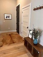 Helling Circle Hideaway 303 3 Bedroom Condo by RedAwning