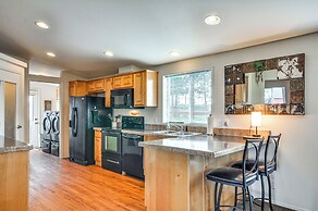 Oregon Cabin on Pine Hollow Reservoir w/ Mtn View!