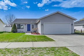 Charming Home w/ Patio: 3 Mi to Hayden Lake!