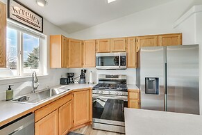 Charming Home w/ Patio: 3 Mi to Hayden Lake!