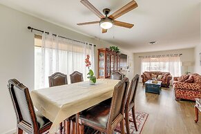 7 Mi to Soboba Casino: Hemet Home w/ Patios!