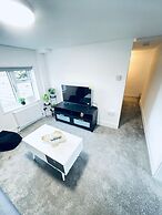 Immaculate 2 Bed House in Cambridge