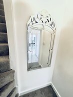 Immaculate 2 Bed House in Cambridge