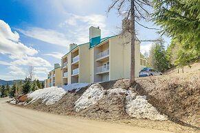 Picturesque Mt Spokane Condo Near Skiing & Biking!
