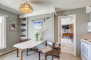 Picturesque Mt Spokane Condo Near Skiing & Biking!