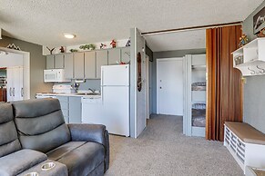 Picturesque Mt Spokane Condo Near Skiing & Biking!