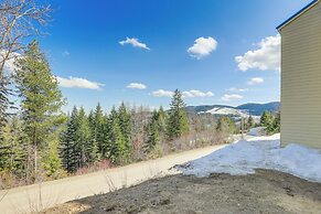 Picturesque Mt Spokane Condo Near Skiing & Biking!