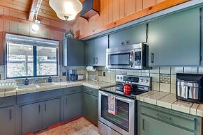 Cozy Cabin in Pine Mountain Lake Near Yosemite!