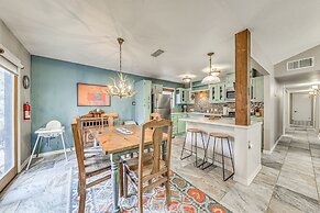 Ruidoso Mountain Home w/ 3 Decks & Grill!