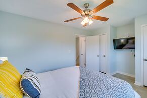 Pensacola Townhome, 17 Mi to Downtown Attractions